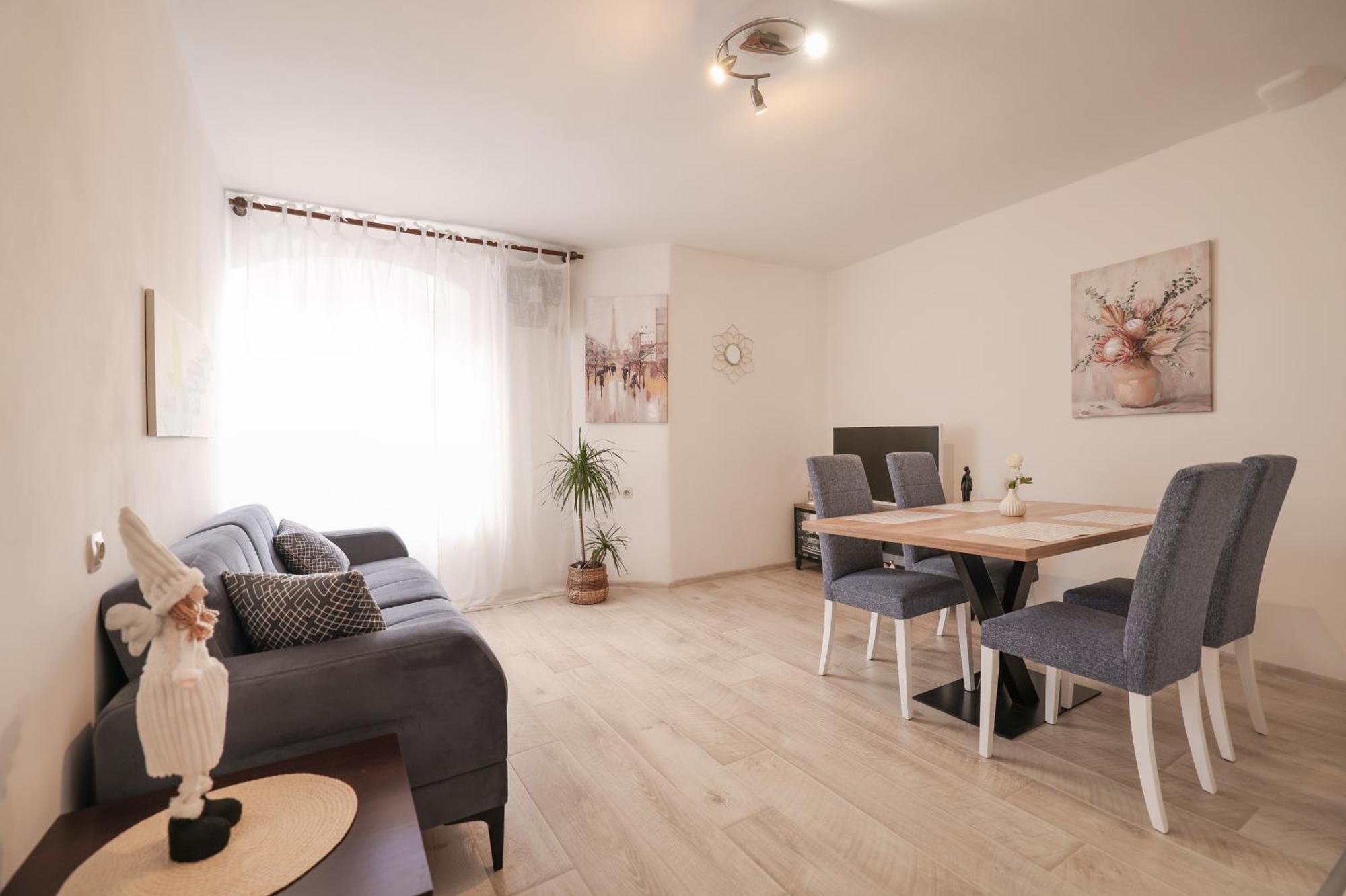 Viva - 2 Bedroom Apt In City Centar Zadar Exterior foto