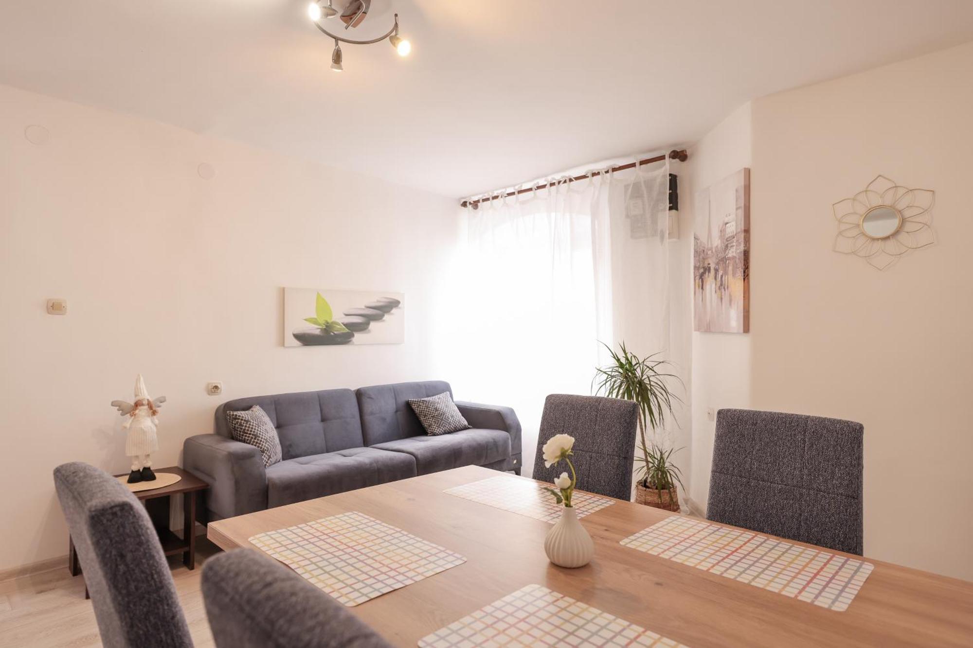 Viva - 2 Bedroom Apt In City Centar Zadar Exterior foto